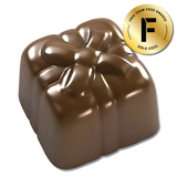 Caramel Crimbo Prezzie (Festive Filled Shapes) - Moo Free (65 g)