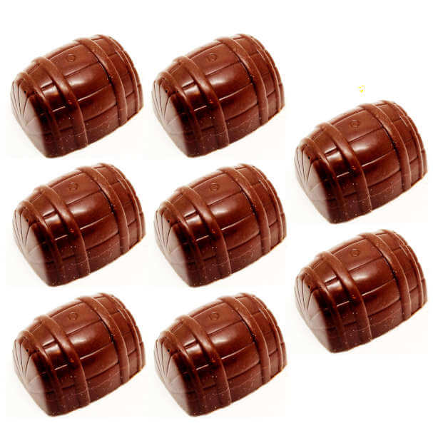 Whiskey Pralines made of milk chocolate, 8 pieces